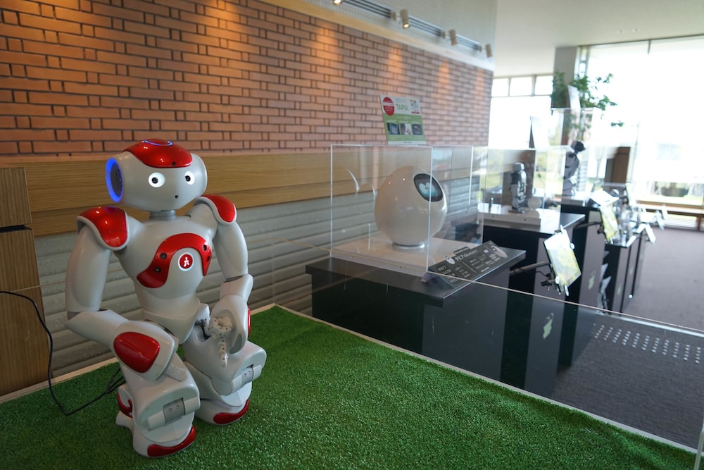 HOTEL ROTTERDAM Huis Ten Bosch 51/60