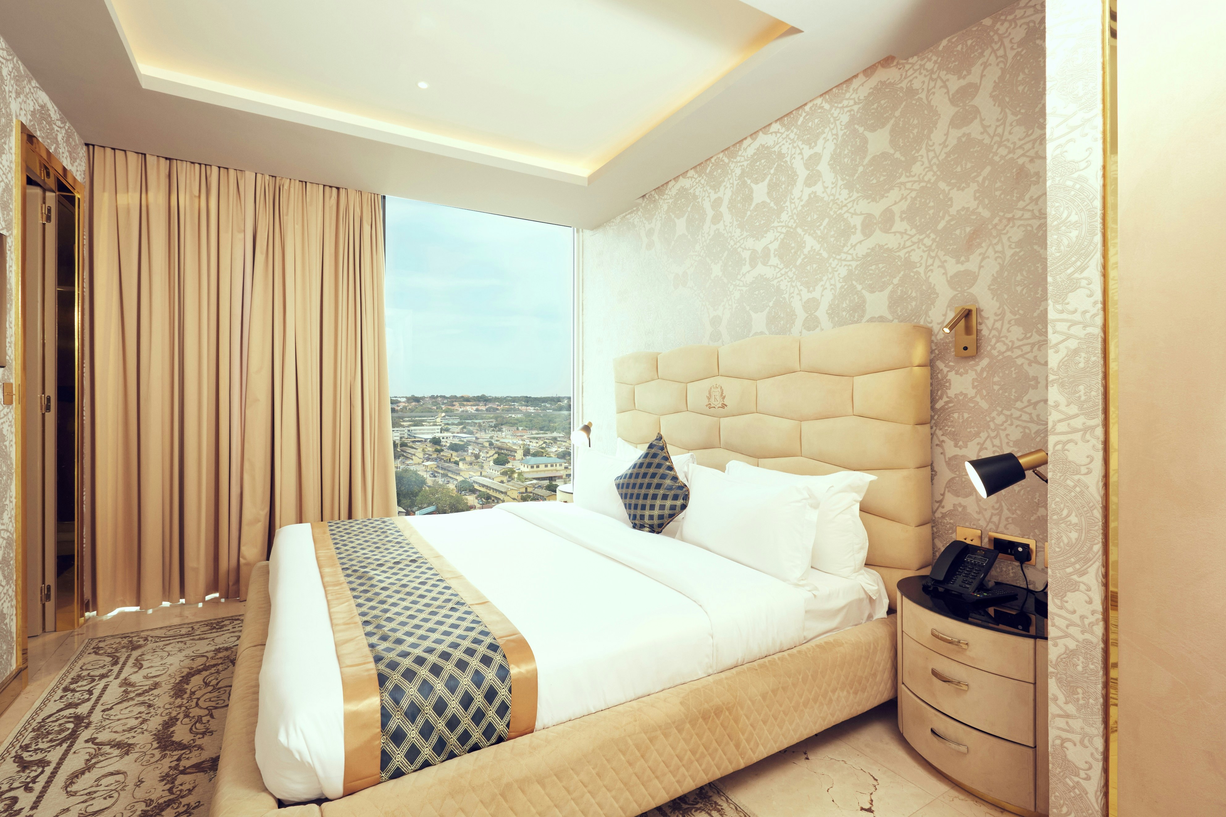 Number One Oxford Street Hotel & Suites 13/51