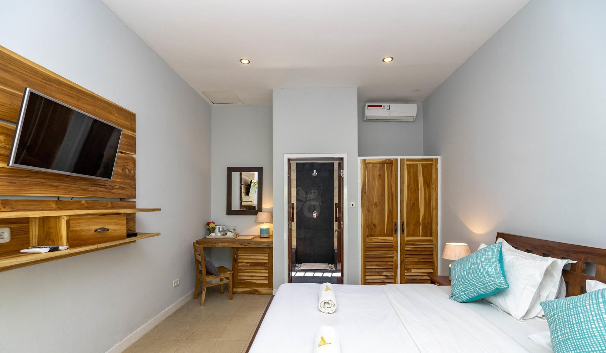 ROOM, TWIN BEDS, GARDEN VIEW