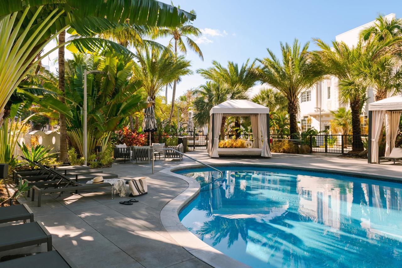Kenmore Village Hotel, South Beach 24/43