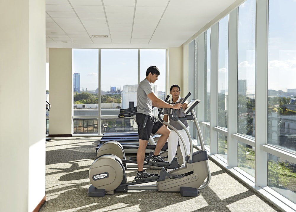 Fairmont Makati 23/50