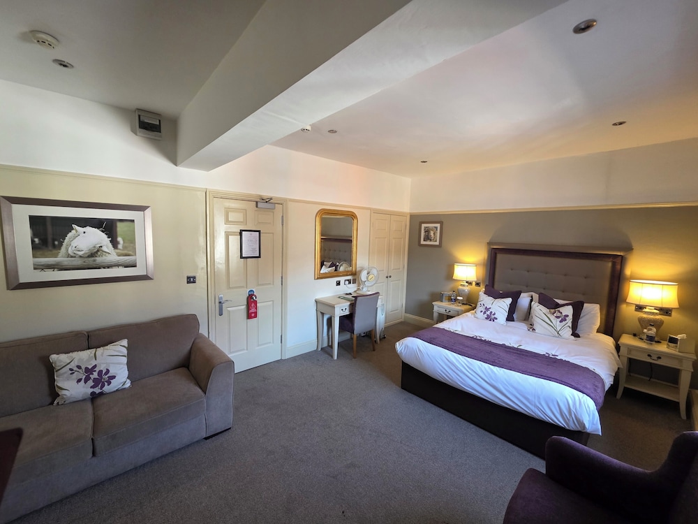 Royal Oak Hotel 11/47