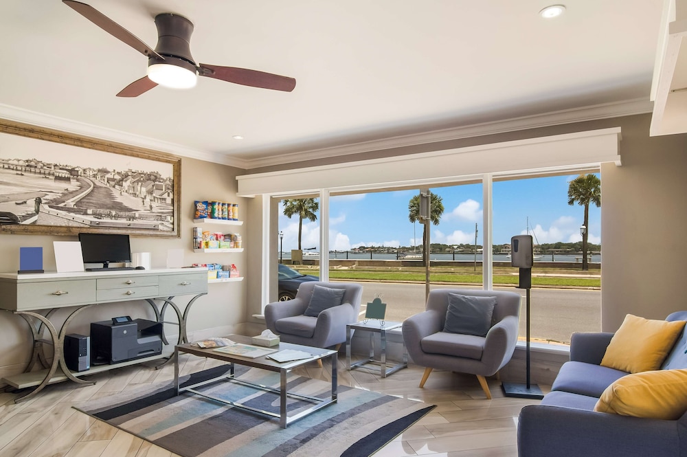 Best Western Historic Bayfront 30/39