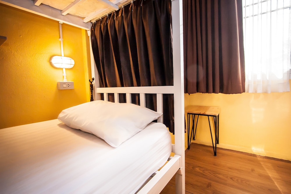Thai Thai Hostel 15/46