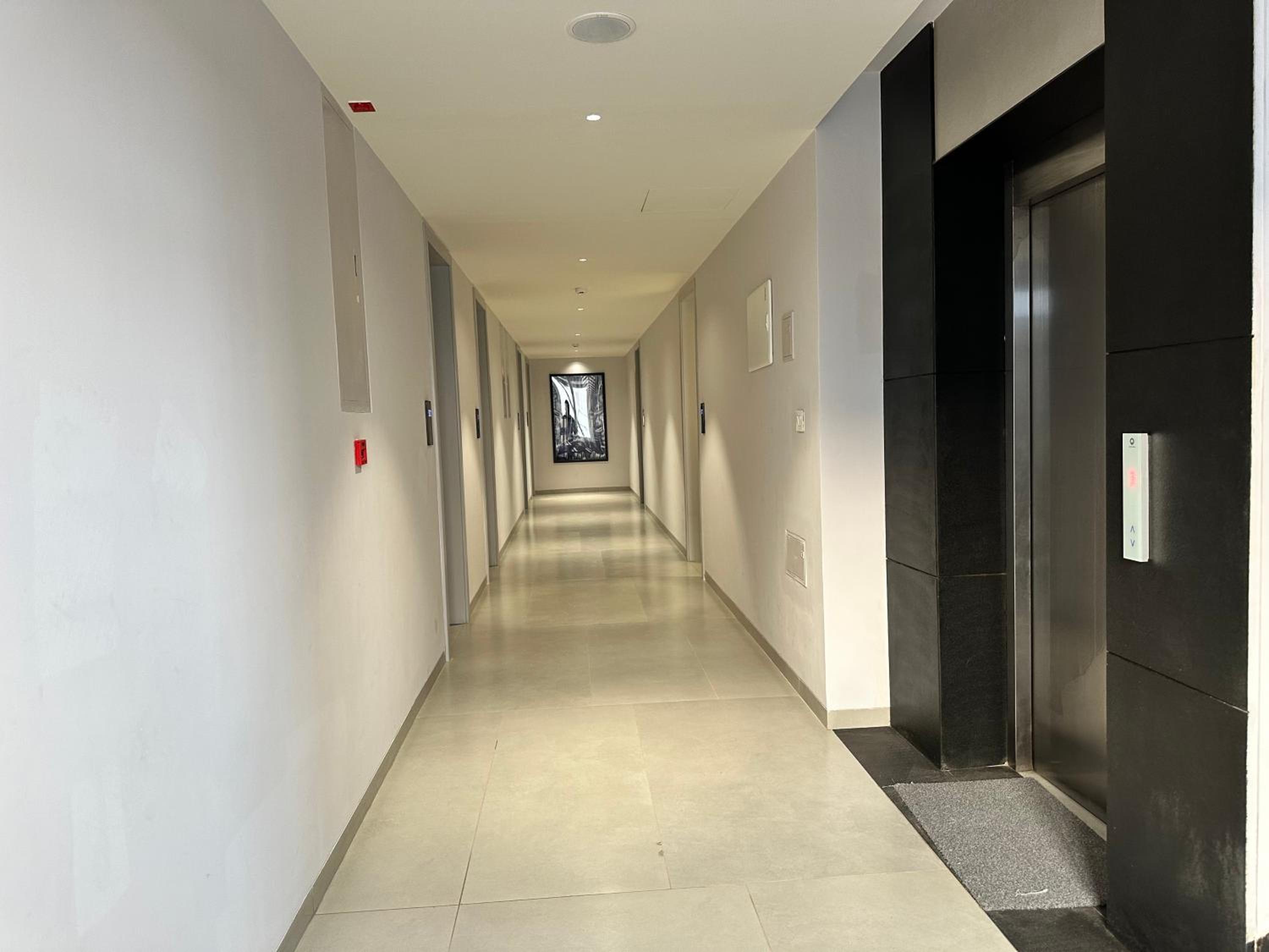32 Urban by Akoya Hotels - Gachibowli, West Hyderabad 9/18