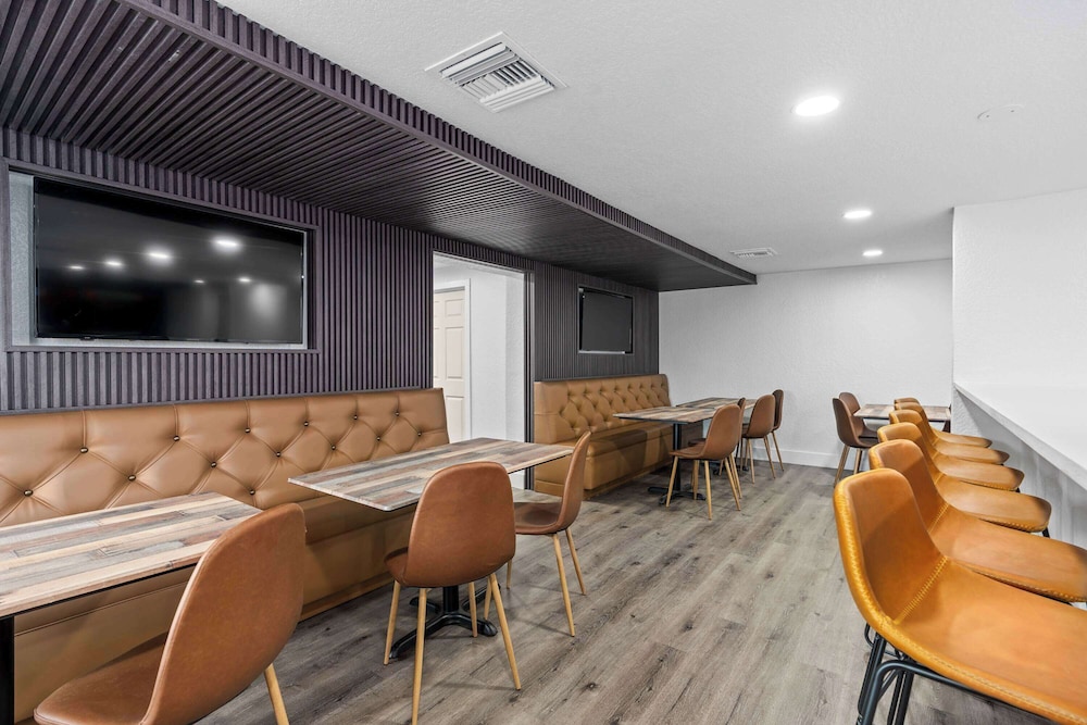 Travelodge by Wyndham Kissimmee/Orlando 34/46