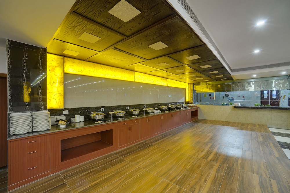 Hotel Di-Arch Lucknow 8/50