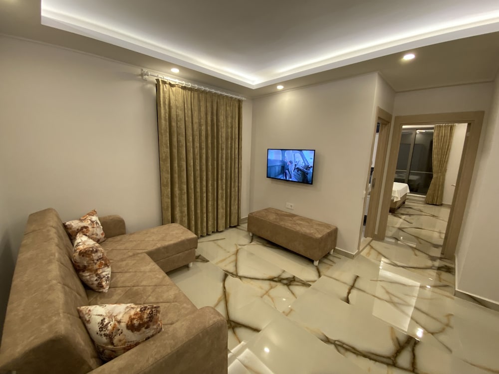 Huma Elite Hotel 16/36