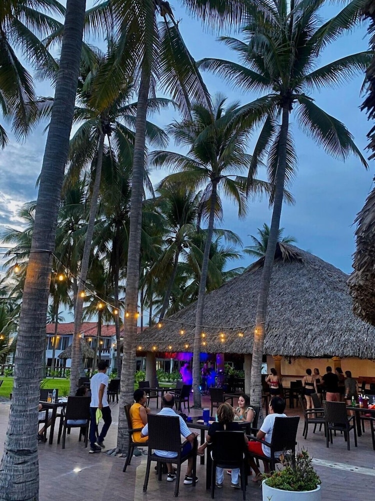 Hotel Tesoro Beach 42/50