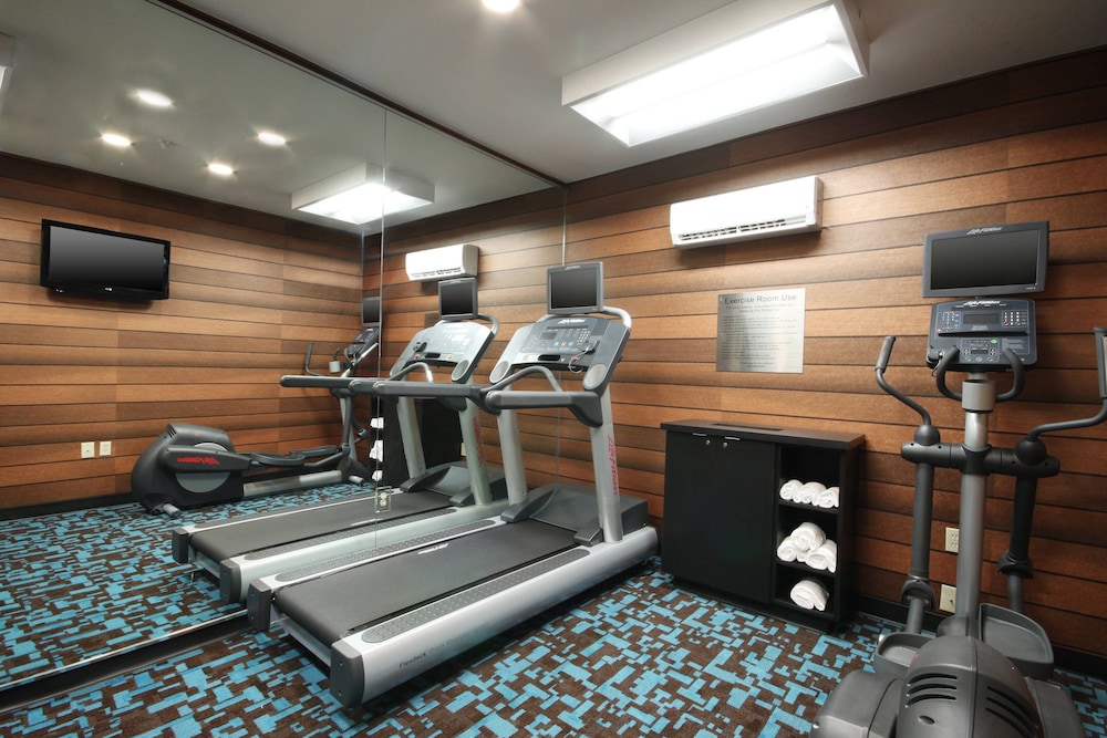 Best Western Plus Las Colinas Inn & Suites 35/58