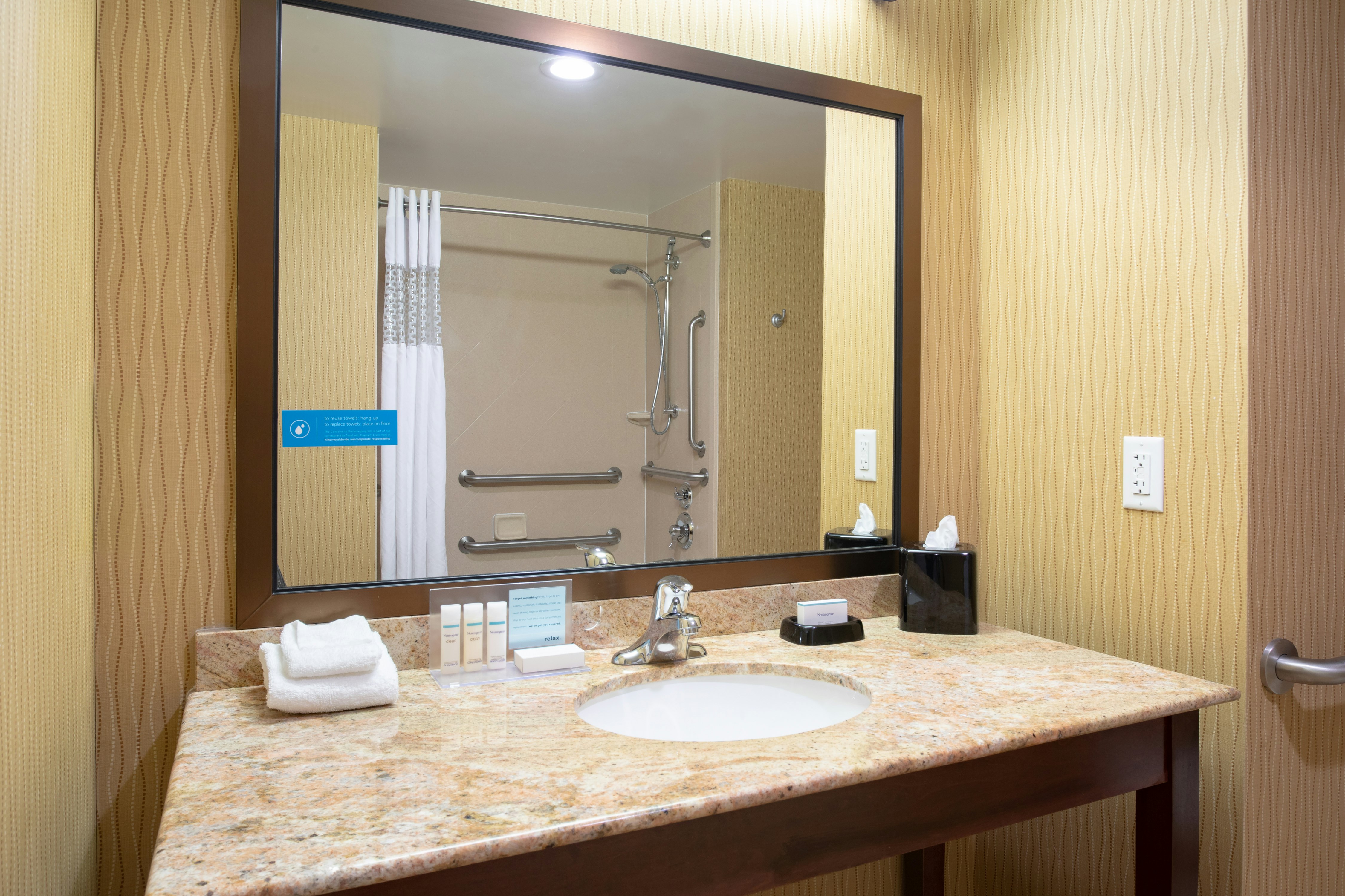 غرفة بسريرين كوين لذوي الإعاقة، Hampton Inn & Suites Denver/South-Ridgegate 4/4