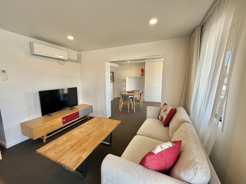 Harbourside Lodge 46/64
