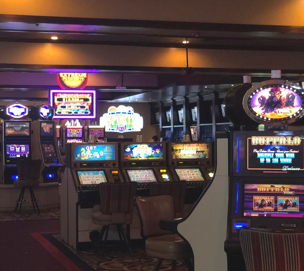 Red Garter Hotel and Casino by Red Lion Hotels 20/36