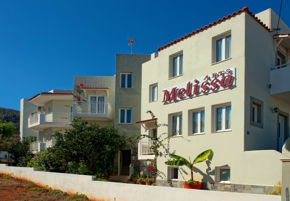 Melissa Apartments, Studios & Suites 56/60