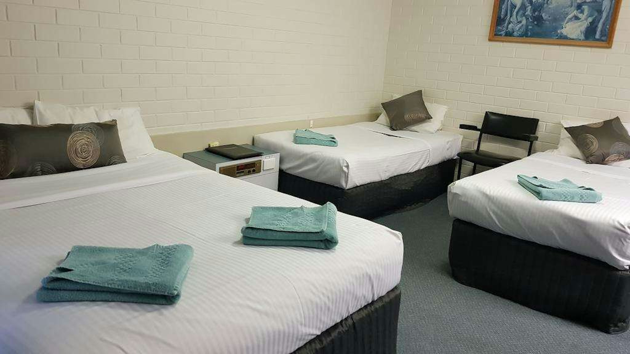 WANGARATTA MOTOR INN 10/28