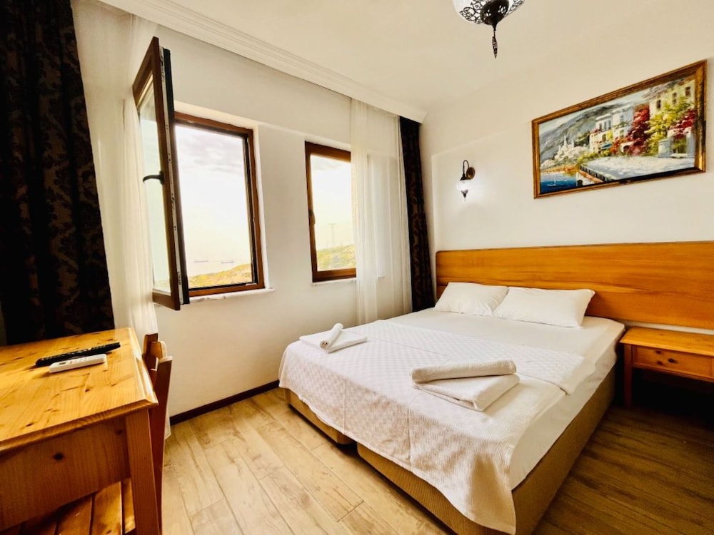 Sukha Inn Otel & Beach 4/50