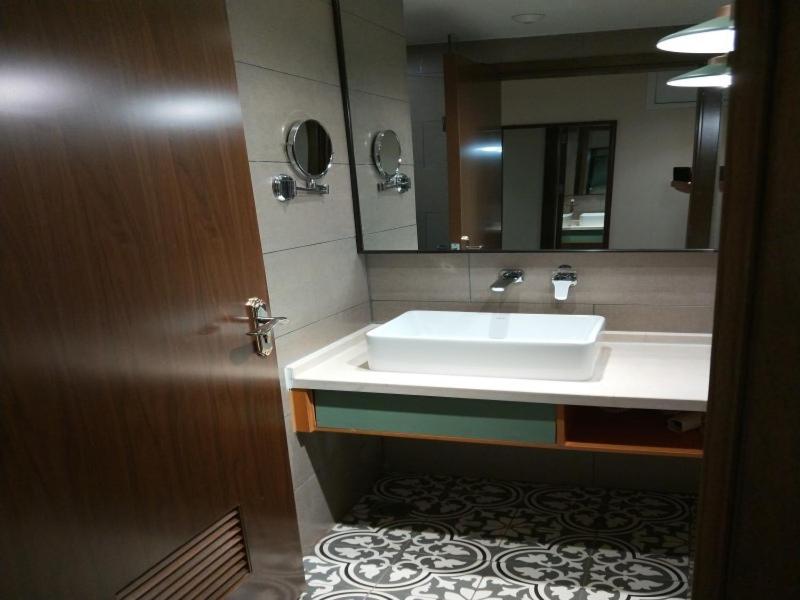 Gem Huainan Tianjia 'an District Chaoyang East Road Wanda Plaza Hotel 28/28