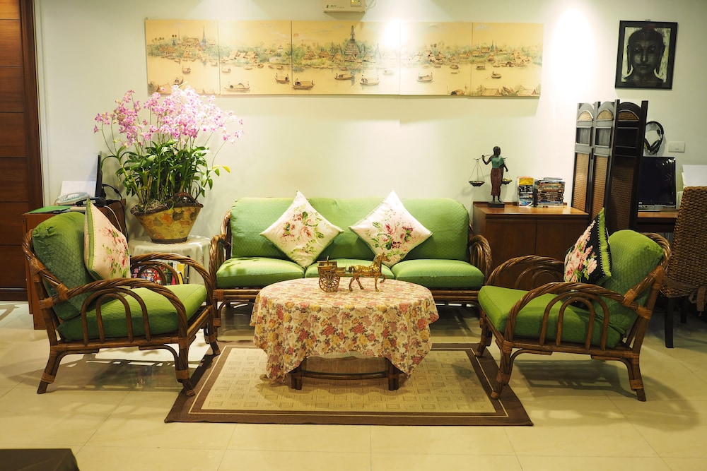 Baan Sukhumvit Soi 18 47/61