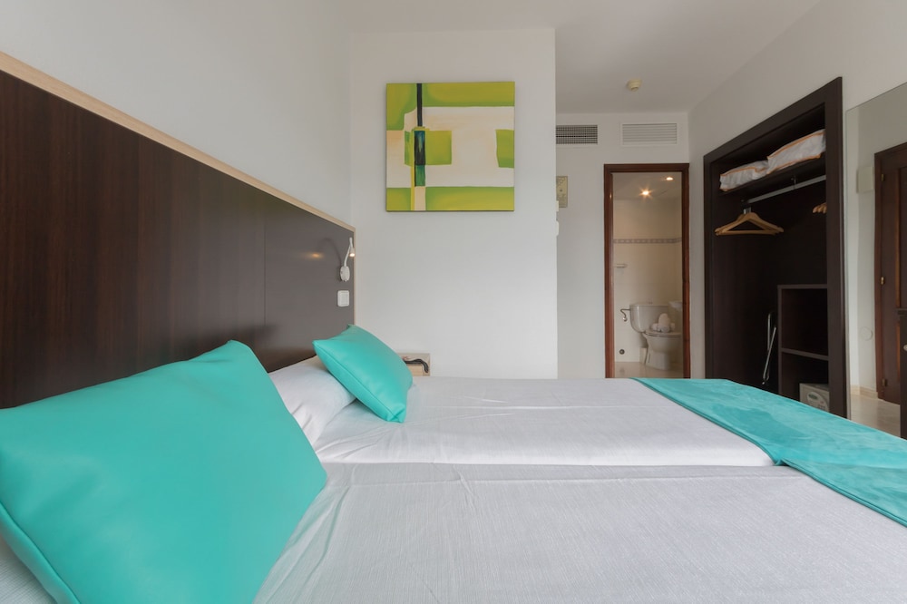 Classic, Double Bed, Balcony