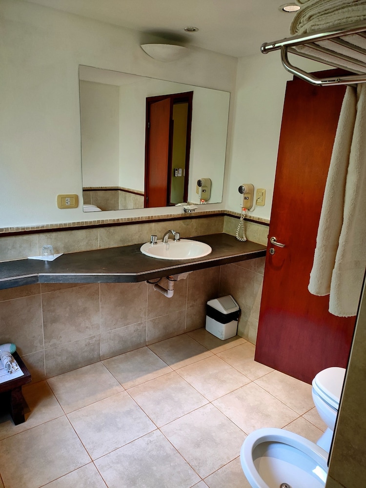 Raices Amambai Lodges 49/50