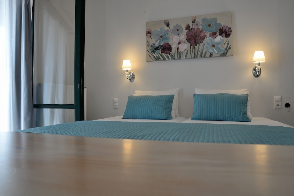 Marabou Hotel 6/50