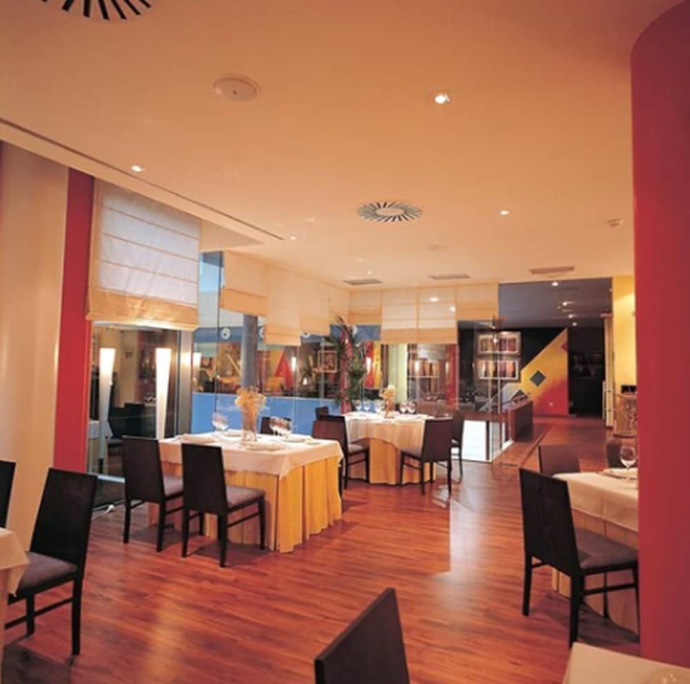 Hotel Torresport 36/48