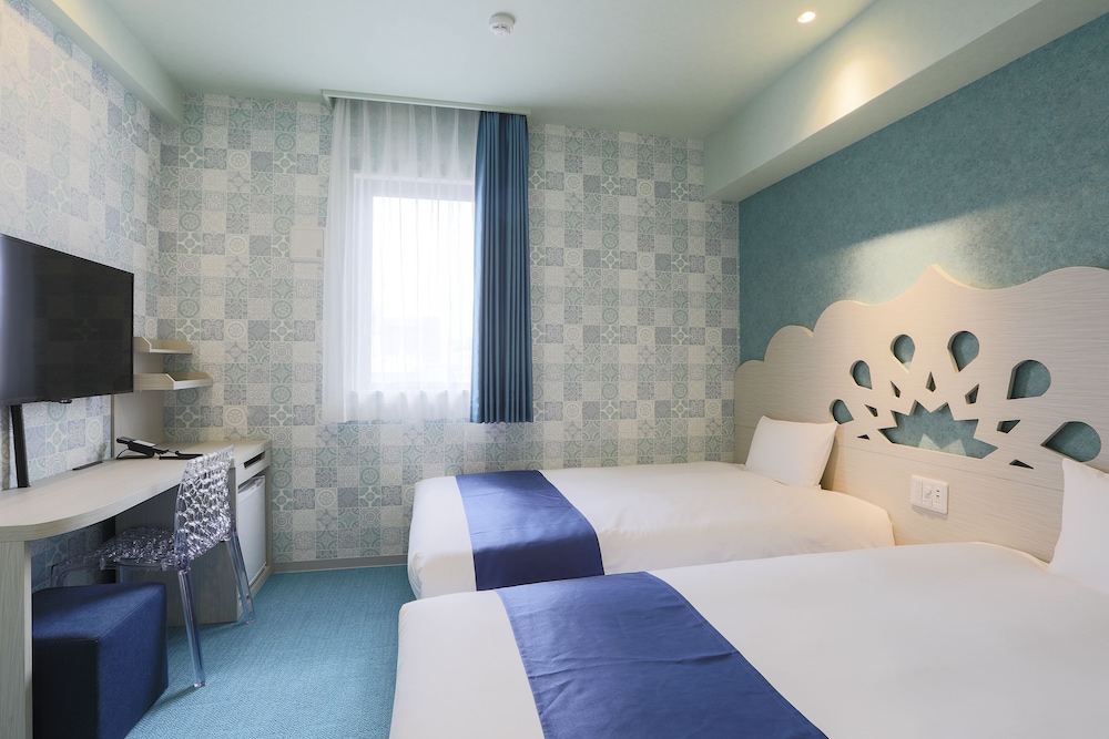 COMFORT, TWIN BEDS