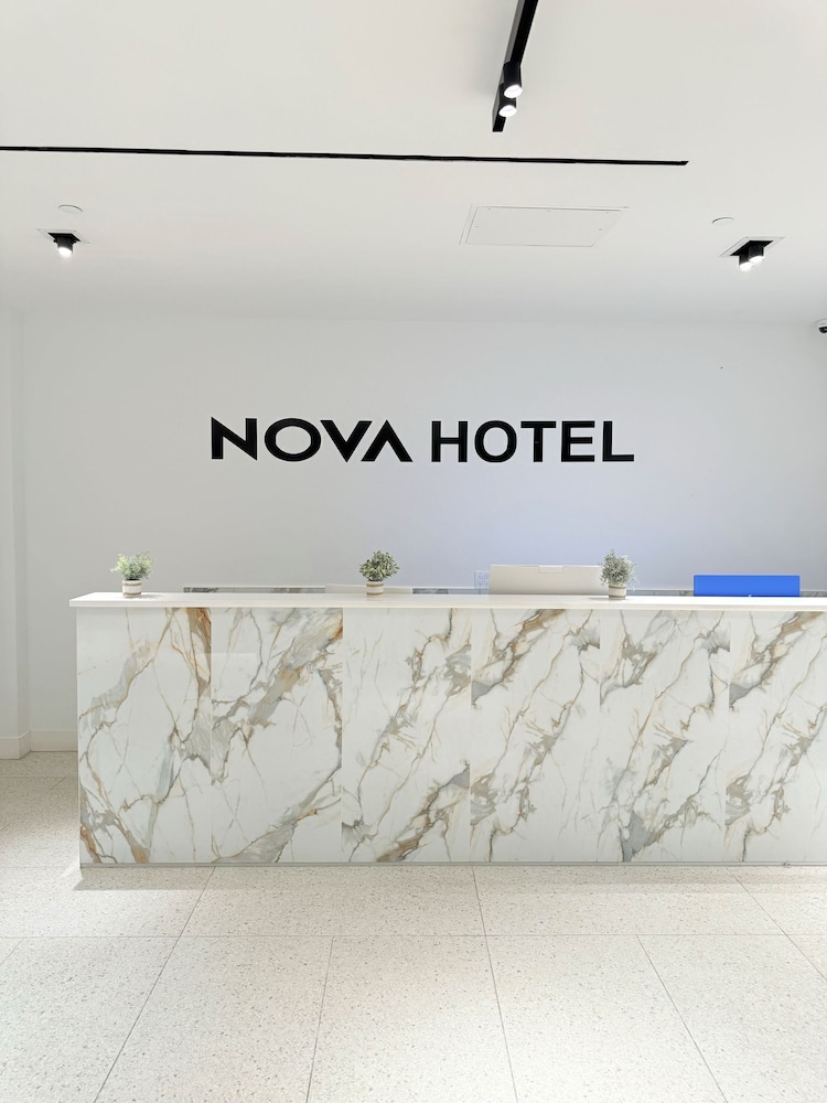 Nova Hotel Brooklyn 12/64