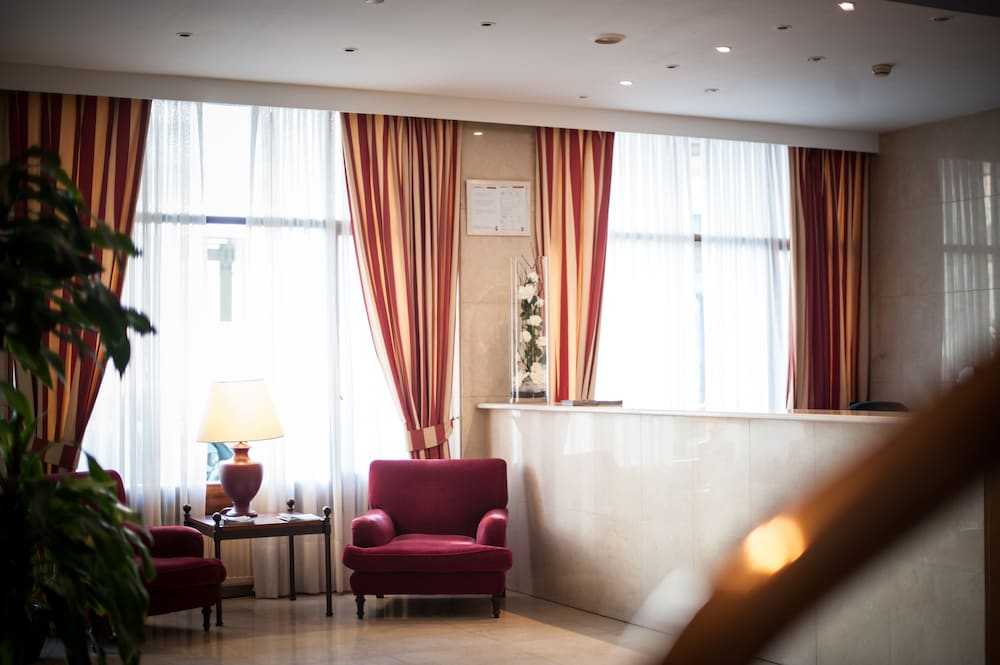 HOTEL UNZAGA PLAZA 43/63