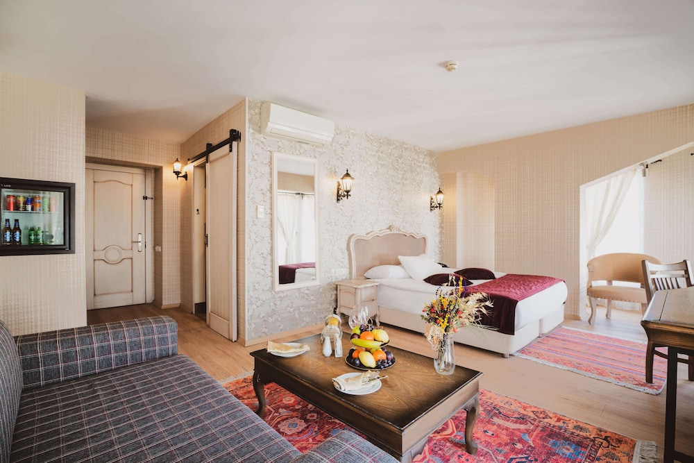 RAYMAR HOTELS ANKARA 40/60