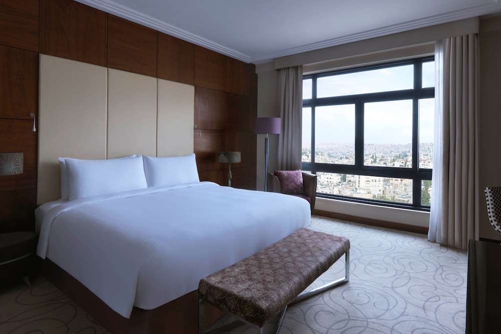 2 Bedrooms, Imperial, Suite, King Bed