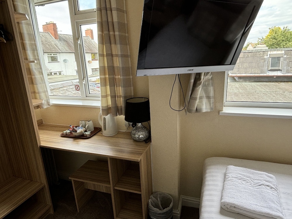 Solway Lodge Hotel 34/38
