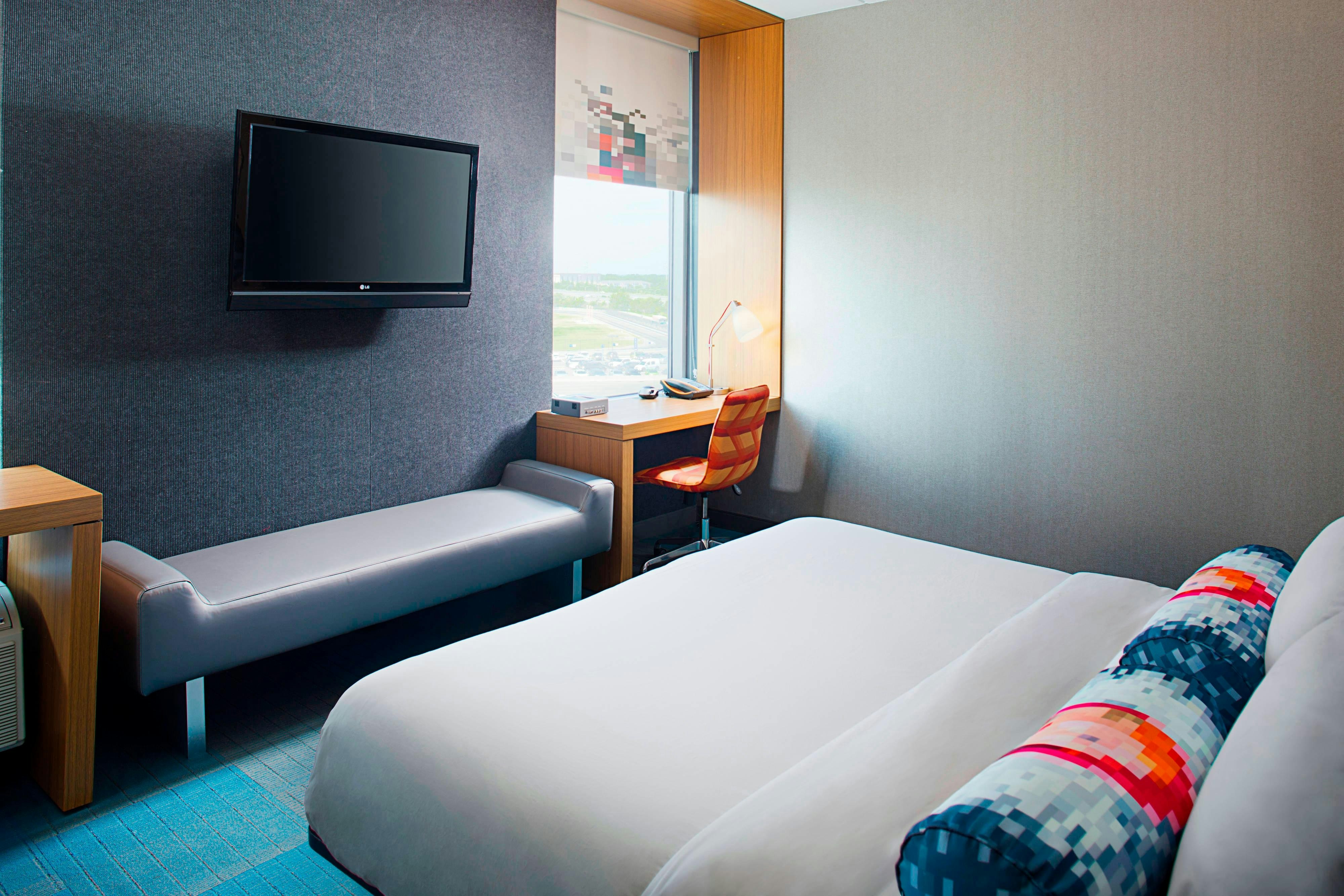 Room, King Bed