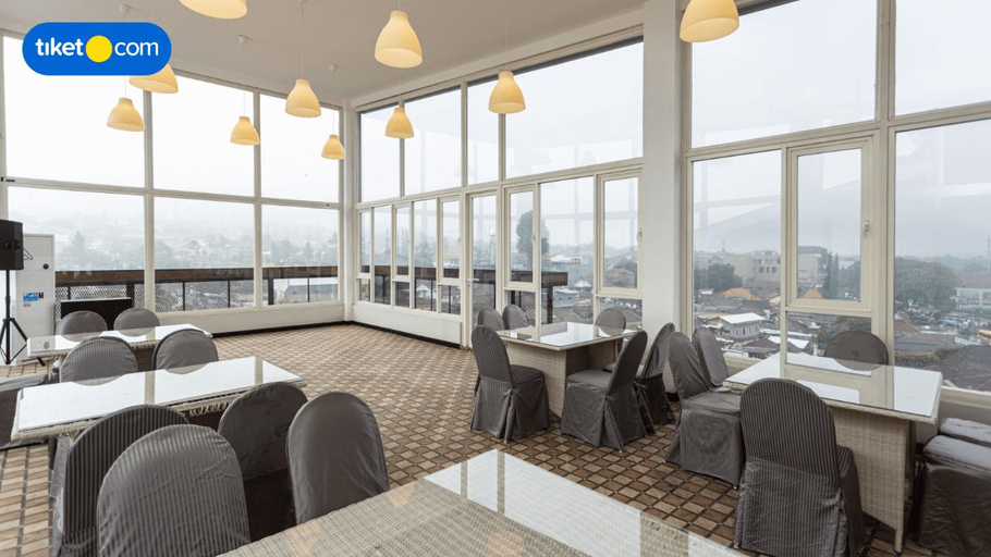 De Lobby Suite Hotel 5/11