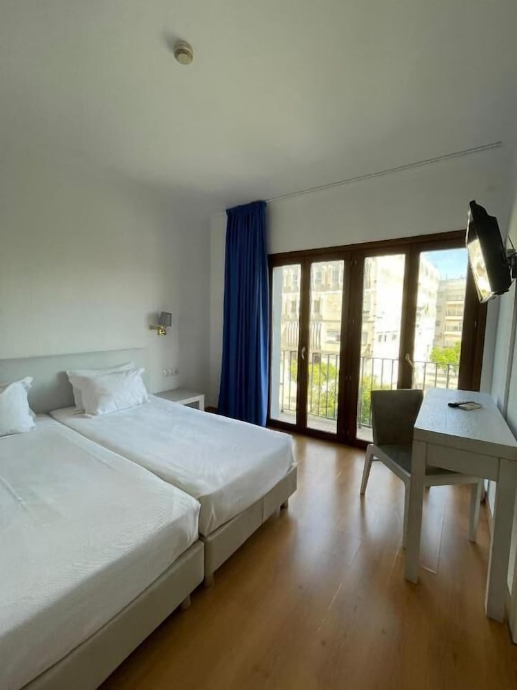Hotel Trafalgar 12/42