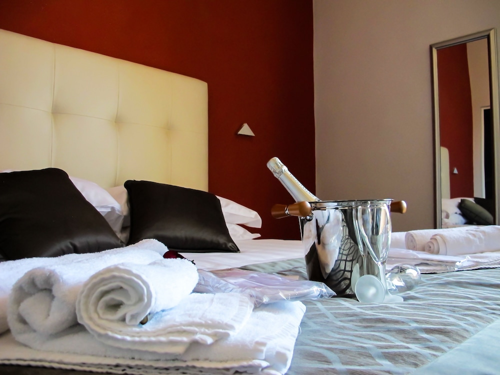 Roma Veneto Relais 14/96