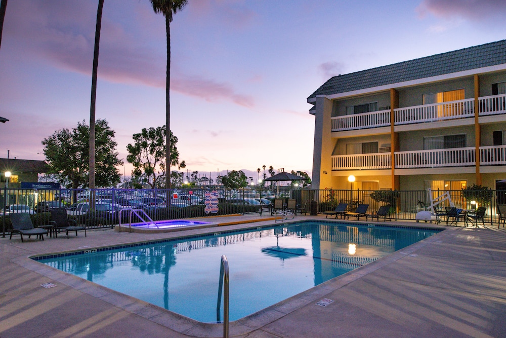 Dana Point Marina Inn 4/51