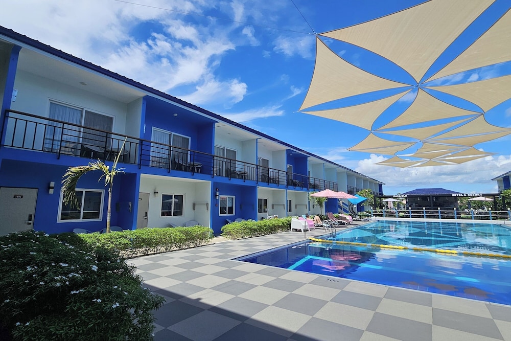 Casa Blu Hotel & Resort by ZUZU 54/61