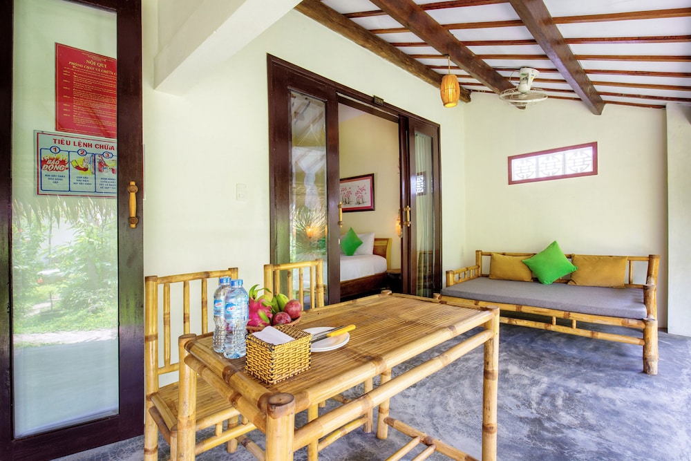 Red Flower Cottages Homestay 49/72
