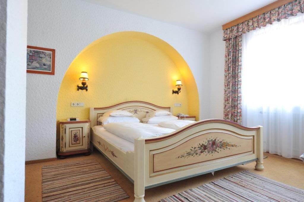 Comfort, King Bed