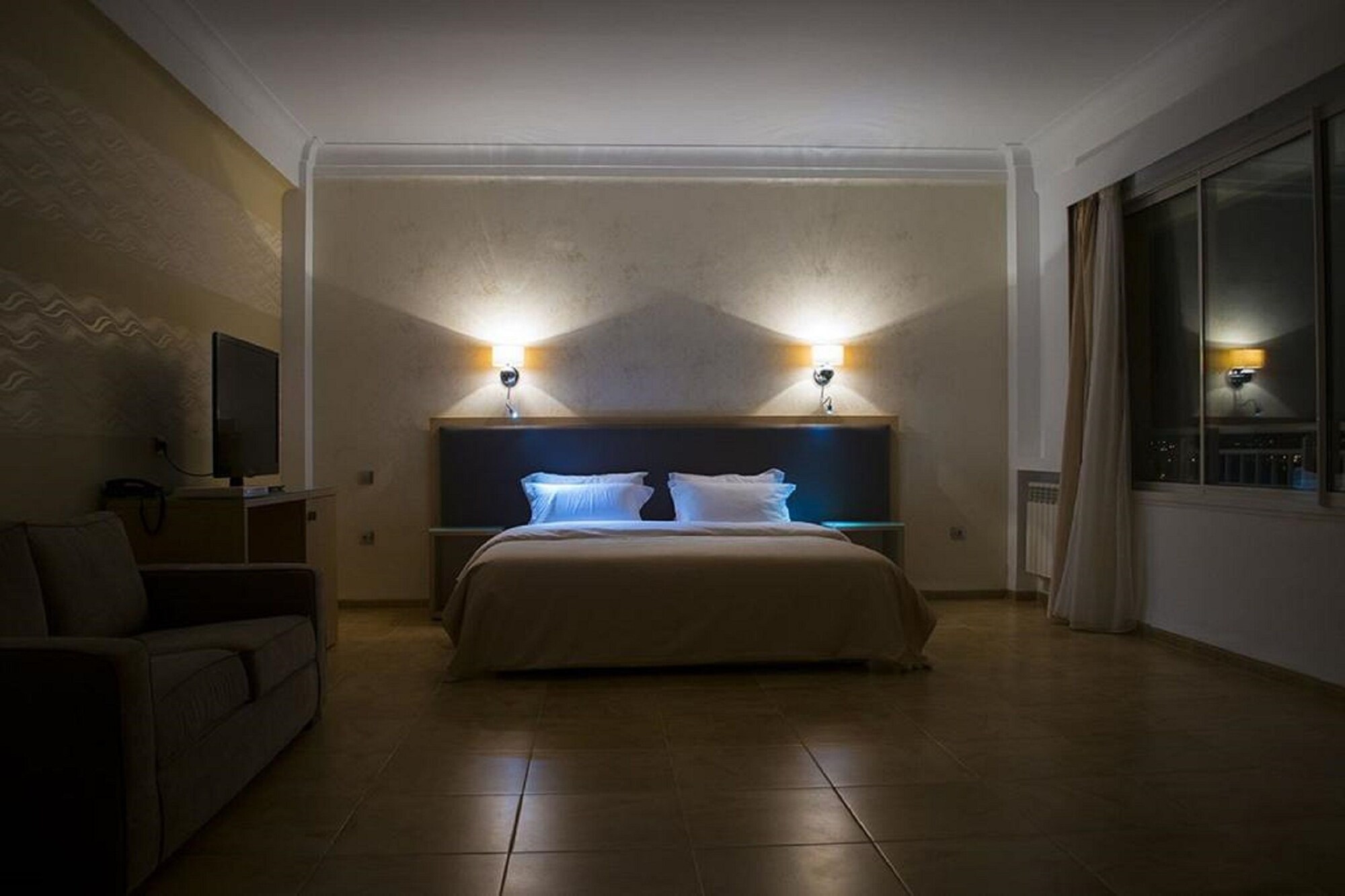 Room at Hotel L'evantail, ALGIERS