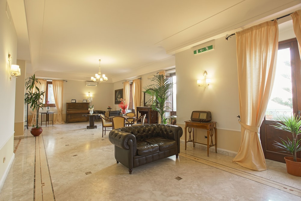 Villa Giuliana 33/50