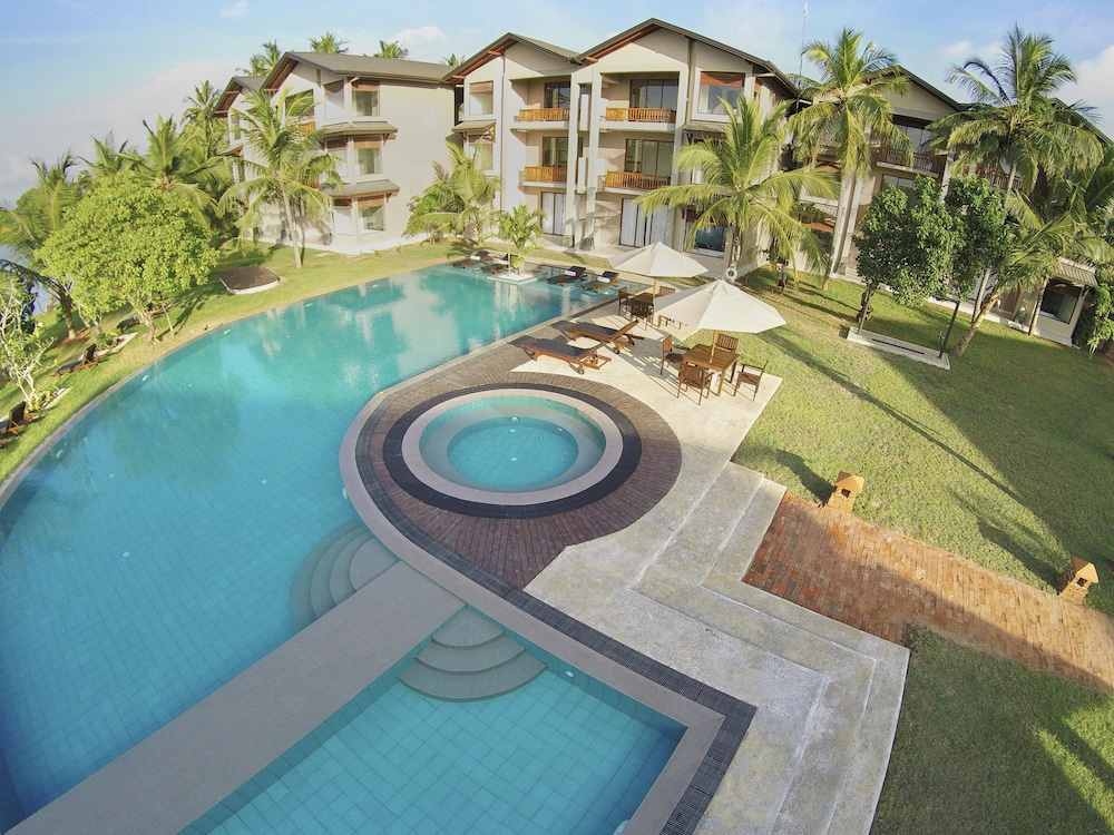 Amaranthe Bay Resort Spa 1/55