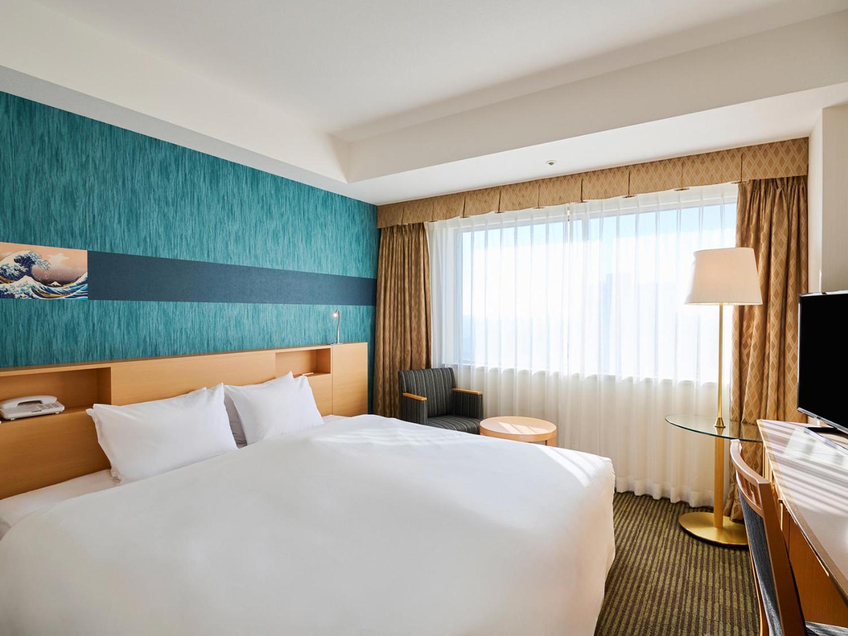 Superior, Double Bed, No Tower View