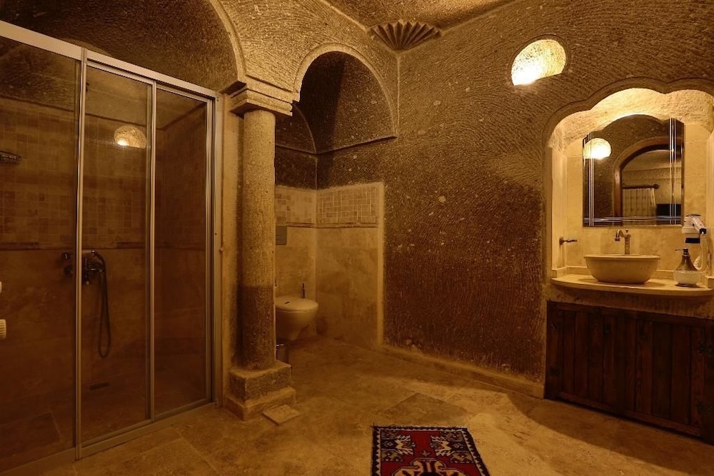 Safran Cave Hotel 19/50