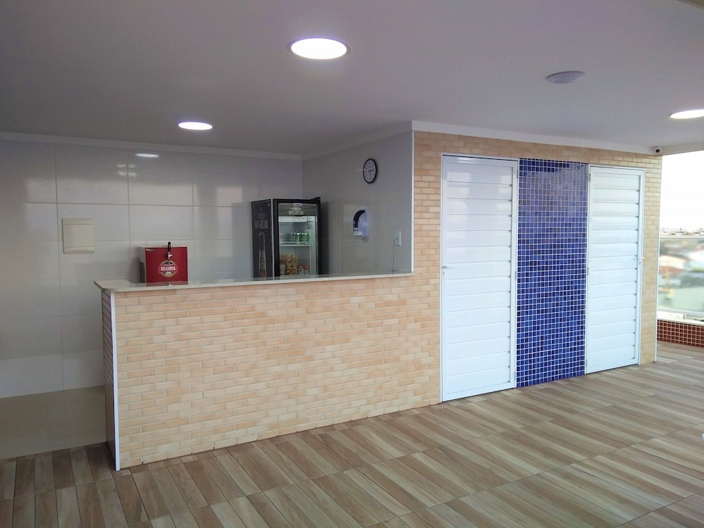 Simas Praia Hotel 11/65