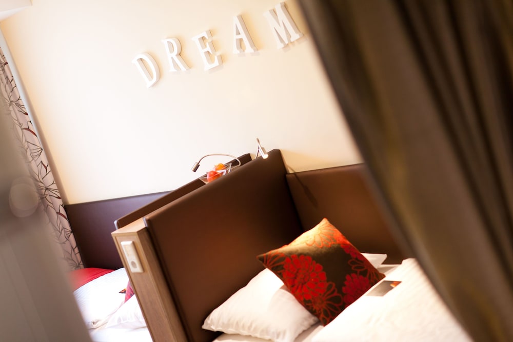 Boutiquehotel Stadthalle 43/75