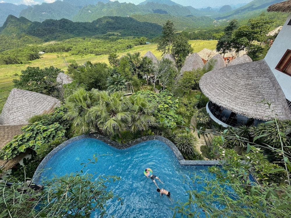Ebino Pu Luong Resort 35/44