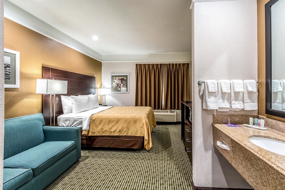 Quality Inn & Suites Seaworld North 23/42