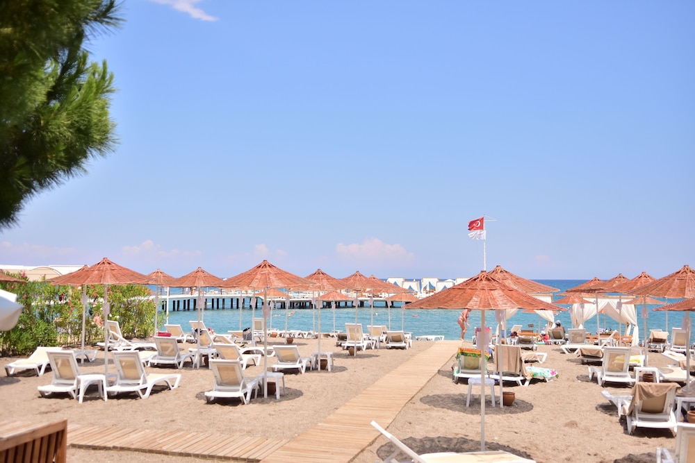 Kimeros Ma Biche Hotel And Thalasso 45/50